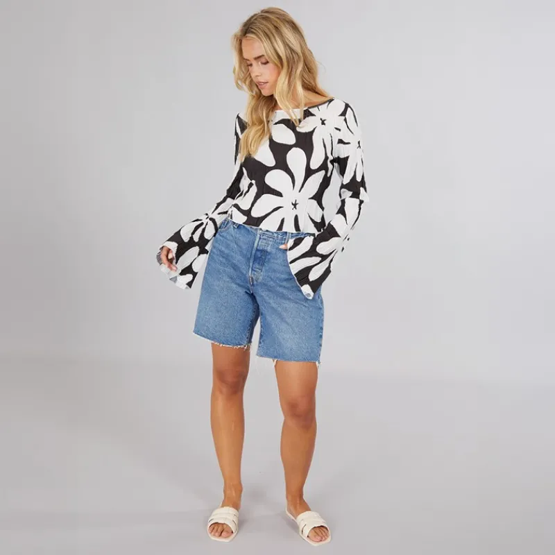Discount Vero Moda Dame Kendal Langærmet Bådudskæring Flared Top Sort Monokrom Blomst