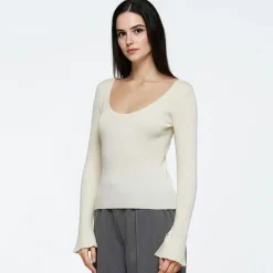 Hot Moves Dame Twusti Sweater 0105 Antique White Off-white