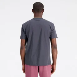 Best New Balance Herre Essentials Varsity T-Shirt Blacktop