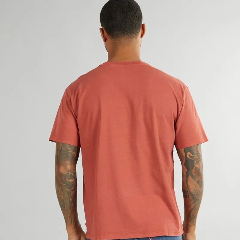 Best Levi's Herre Rød Tab Vintage T Shirt Garment Farvet Rød Maling
