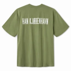 Discount Han KJØBENHAVN Herre Skriftlogo Boxy T-shirt Armeegrøn kakigrøn